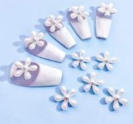 10pcs Floral Shaped Nail Art Decoration