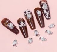 10pcs Halloween Skull Shaped Nail Art Decoration