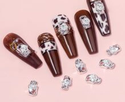 10pcs Halloween Skull Shaped Nail Art Decoration
