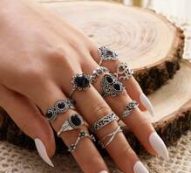 11pcs Skull & Gemstone Decor Ring