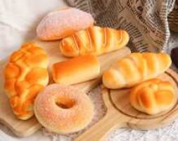 1pc Bread Shaped Random Decompression Toy