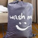 1pc Cartoon Graphic Random Clothes Storage Bag