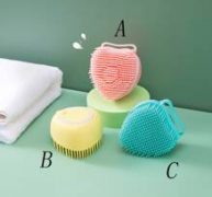 1pc Heart Shaped Bath Brush