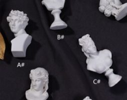 1pc Mini Sculpture Decorative Object