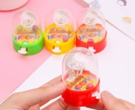 1pc Random Color Finger Shooting Toy