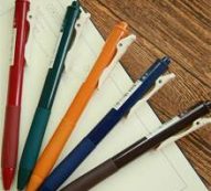 1pc Random Color Gel Pen