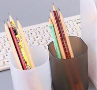1pc Random Color Pen Holder