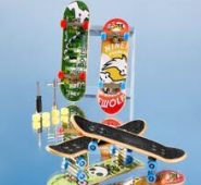 1pc Random Pattern Fingertip Skateboard