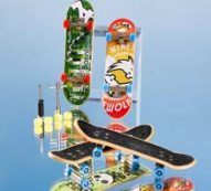 1pc Random Pattern Fingertip Skateboard