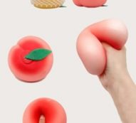 1pc Random Peach Pinch Toy