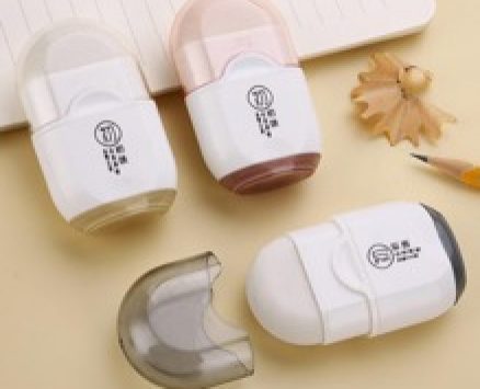 1pc Random Pencil Sharpener