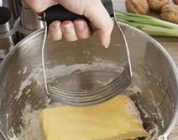 1pc Stainless Steel Flour Mixer