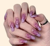 24pcs Fire Pattern Fake Nail & 1sheet Tape & 1pc Nail File