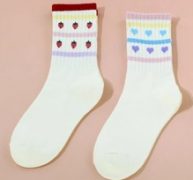 2pairs Heart & Strawberry Graphic Crew Socks