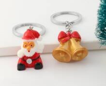 2pcs Christmas Pendant Keychain