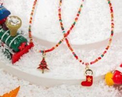 2pcs Christmas Tree Pendant Beaded Necklace