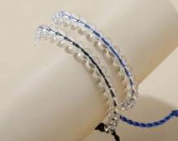 2pcs Clear Beaded Bracelet