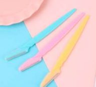 3pcs Random Color Eyebrow Trimming Knife