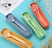 3pcs Random Cutlery Set & 1pc Box