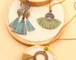 3pcs Tassel Round Charm Necklace