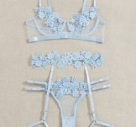 4pack Guipure Lace Garter Lingerie Set With Choker