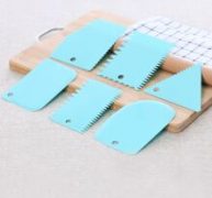 6pcs Plastic Baking Scraper
