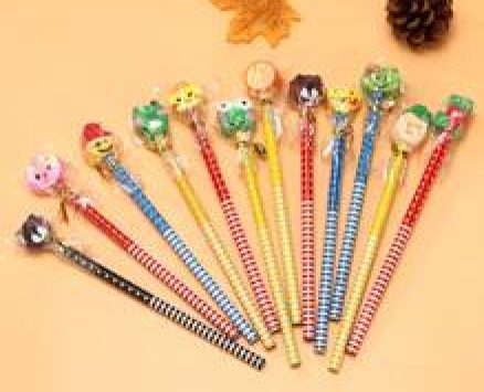 7pcs Cartoon Graphic Random Pencil