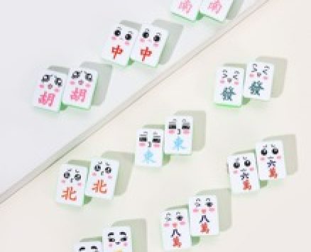 9pcs Cartoon Graphic Hair Clip