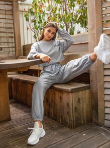 Angel Graphic Pullover & Drawstring Joggers Set