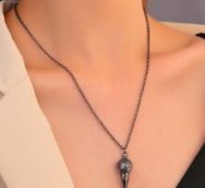 Beak Pendant Chain Necklace