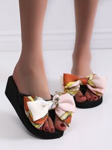 Bow Decor Flip Flops