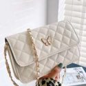 Butterfly Decor Quilted Flap Shoulder Bag