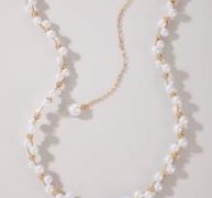 Butterfly Faux Pearl Choker