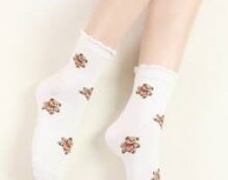 Cartoon Bear Graphic Socks