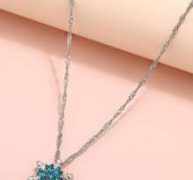 Christmas Snowflake Pendant Necklace