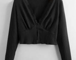 Contrast Lace Ribbed Button Crop Tee