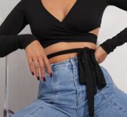 Cross Wrap Tie Front Rib-knit Crop Top