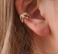 Crown Design Ear Cuff 1pc