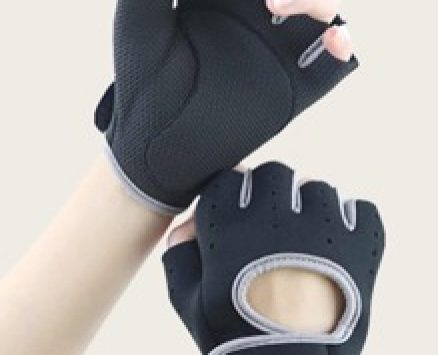 Cut Out Decor Fingerless Gloves 1pair