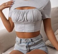 Cut Out Detail Crop Tee