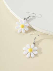 Daisy Drop Earrings