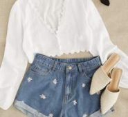 Daisy Embroidery Denim Shorts