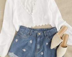 Daisy Embroidery Denim Shorts