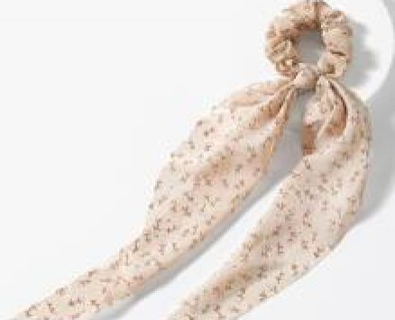 Ditsy Floral Print Scrunchie Scarf