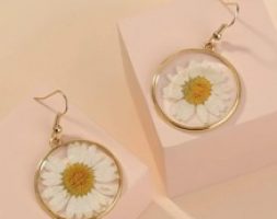 Dried Daisy Circle Drop Earrings