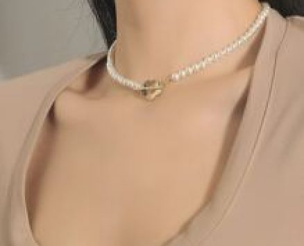 Faux Pearl Beaded Necklace