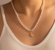 Faux Pearl Beaded Necklace