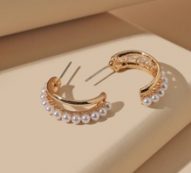 Faux Pearl Decor Earrings