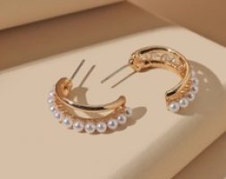 Faux Pearl Decor Earrings