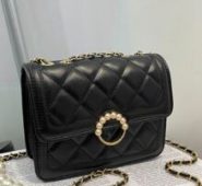 Faux Pearl Decor Flap Shoulder Bag